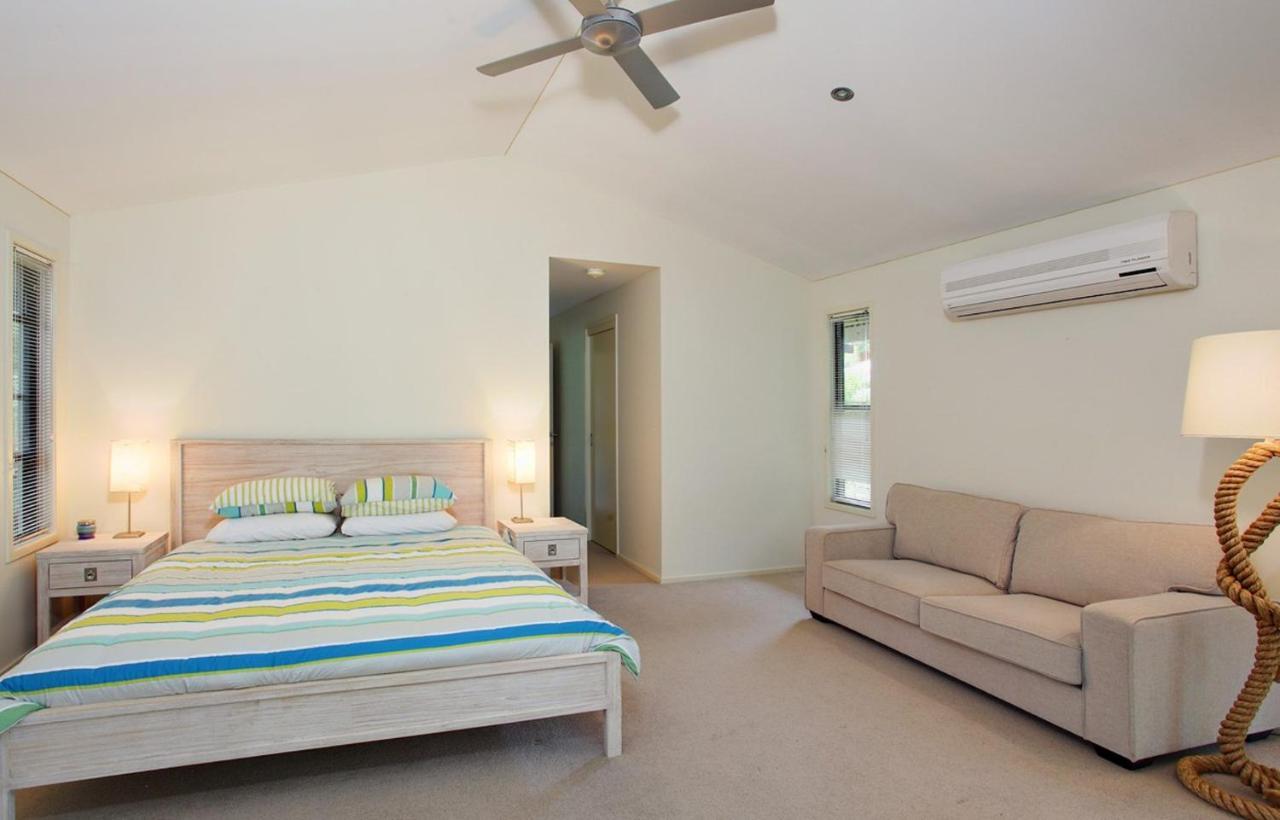 6 Orania Court Rainbow Shores Rainbow Beach Esterno foto